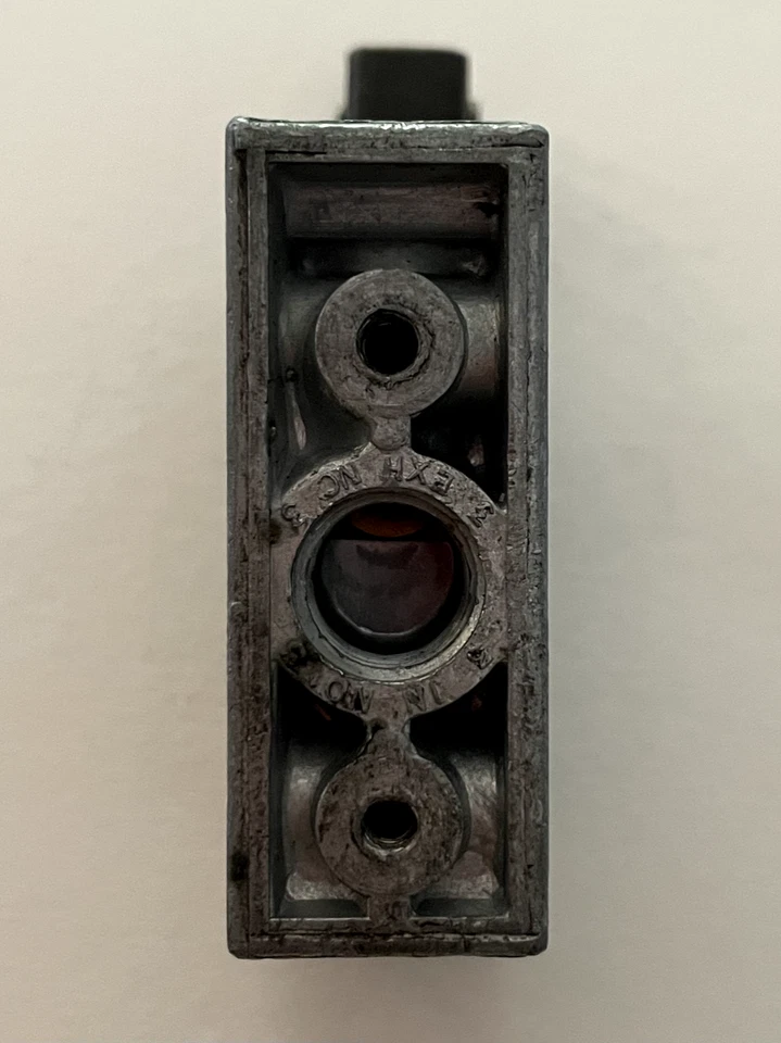 Interruptor de limite de válvula de controle de ar Mead MV-15 3 portas corpo fundido - Imagem 2 de 4