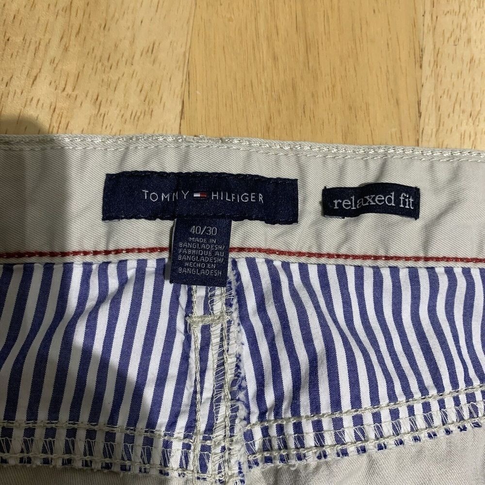 Tommy Hilfiger Men's Relaxed Fit 40X30 Tan Chino Pants A-70 thumbnail 8