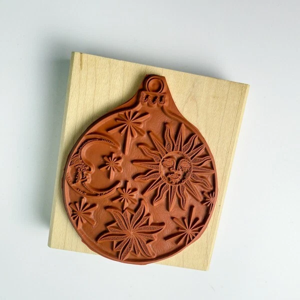 Adorno Celestial ~ Luna ~ Sello de Goma de Navidad ~ 3" X 3.5" ~ Estampida de Goma A1040H Foto 2 de 4