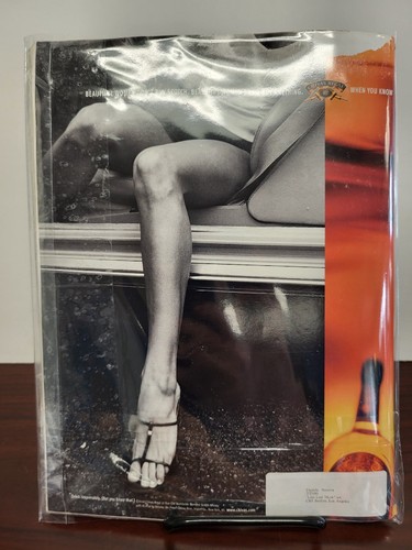 DANIELA PESTOVA Autograph Signed Winter 2000 SPORTS ILLUSTRATED SWIMSUIT ISSUE - Picture 4 of 12