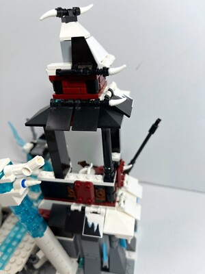 LEGO Ninjago: castle of Forsaken Emperor 70678 + bike 70722 + bike