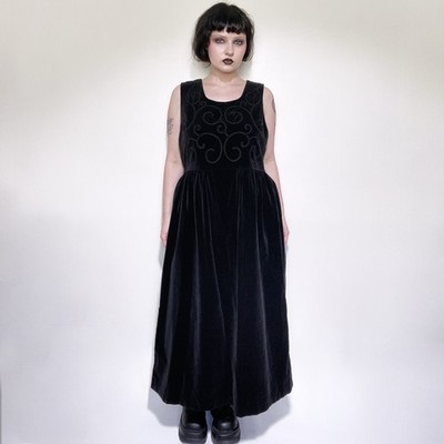 Vintage 90s 1997 VOLUP Plaza South Black Velvet A-Line Maxi Dress Size 18 | eBay Vintage 90s 1997 VOLUP Plaza South Black Velvet A-Line Maxi Dress Size 18 | eBay