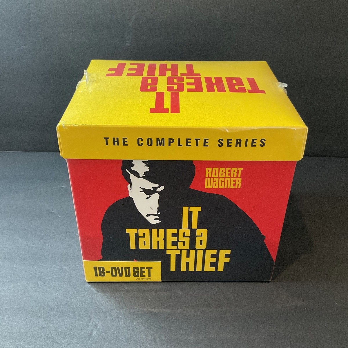 It Takes a Thief: The Complete Series (DVD, 2011, 18-Disc Set) for