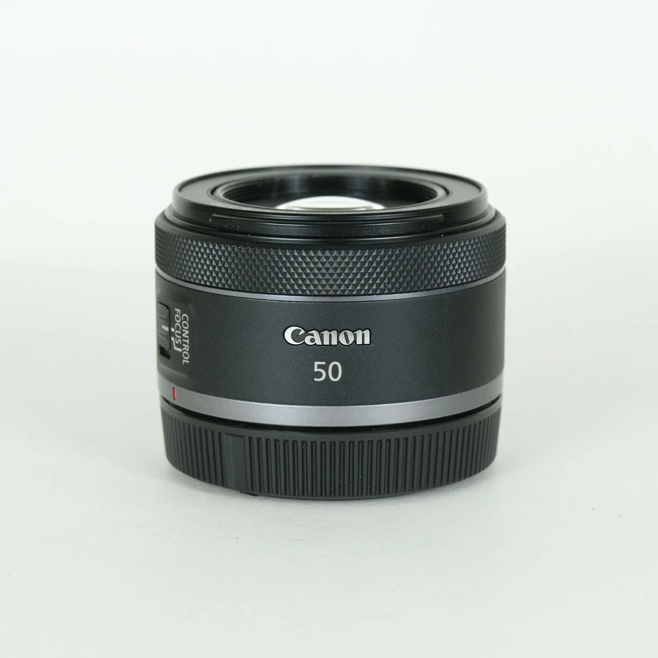 Canon RF50mm F1.8 STM Lens with Filter Hood and Front Cap Back Cap Included Japa - Image 2 of 4