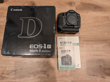 VG  26K Clicks Canon 1D Mark II, 8.2mp Camera Body Only with Box and Manuals 