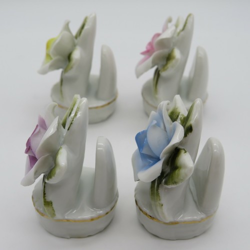 Charming Set of 4 Vintage Porcelain Floral Place Card Holders 2" Tall - Picture 2 of 12