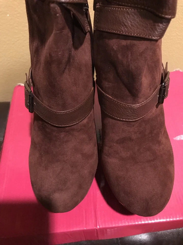 Botines con plataforma de gamuza marrón DOLLHOUSE - talla 8,5 Foto 4 de 4