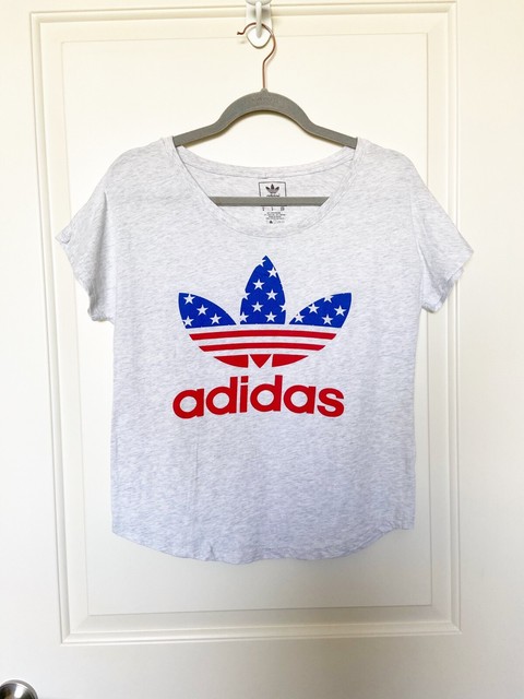 t shirt under shirt fashion