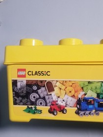 LEGOS 10696 Classic Medium Yellow Brick Box 750+ In EUC Nice Please View ALL 