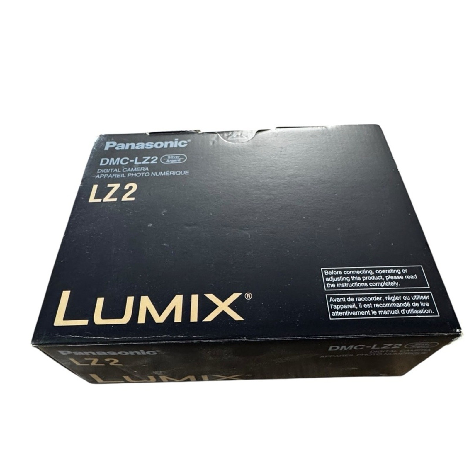 Panasonic LUMIX DMC-LZ2 Camera Working w Box and accessories