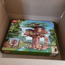 NEW SEALED LEGO Ideas TREE HOUSE 21318 Building Toy (3036 Pcs) RETIRED