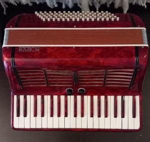 Vintage 1950s/60s Moorish Accordion
