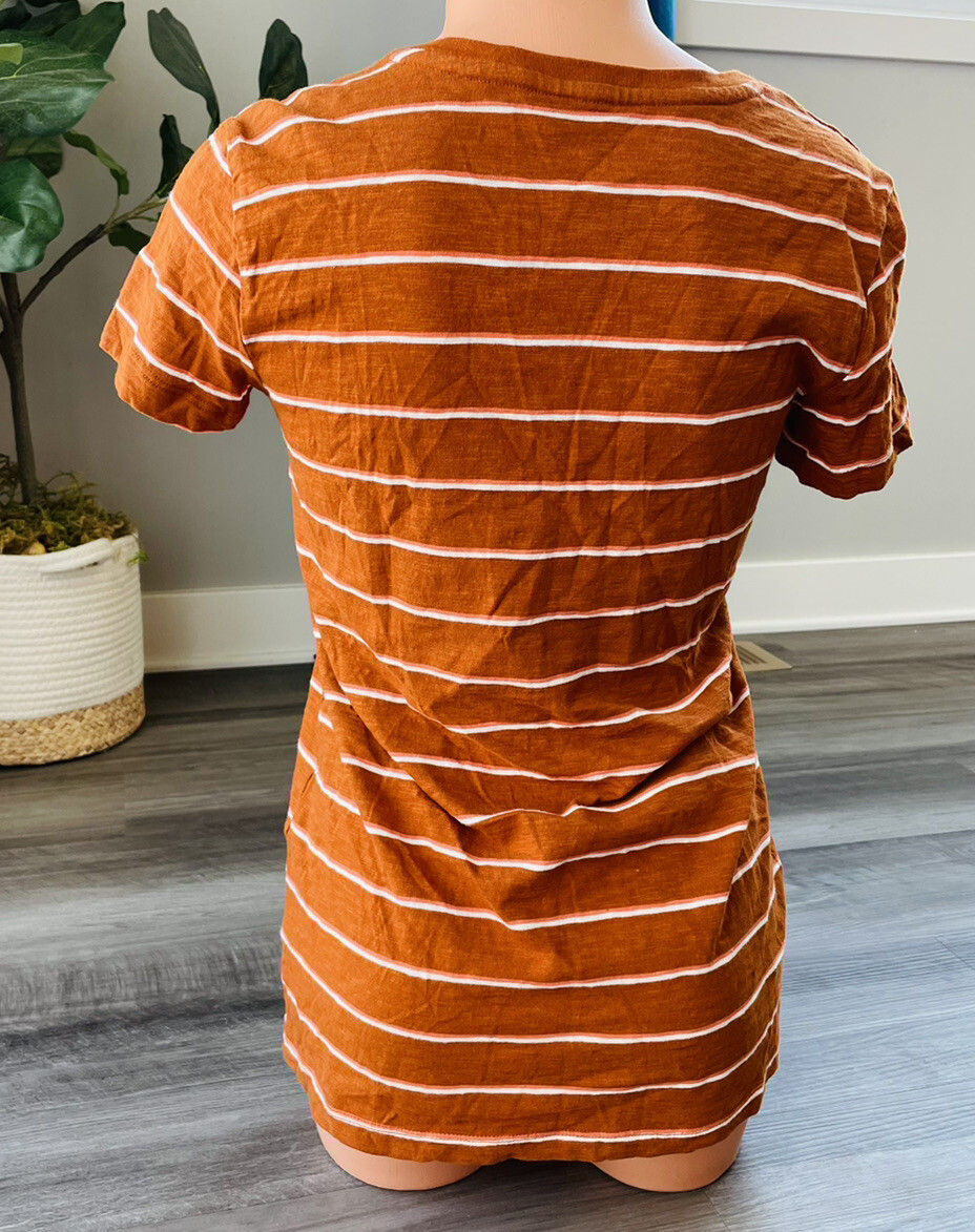 Universal Thread Rust Striped Monterey V-Neck T-S… - image 4