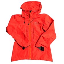Women’s Arcteryx Goretex Pro Hooded Jacket Small