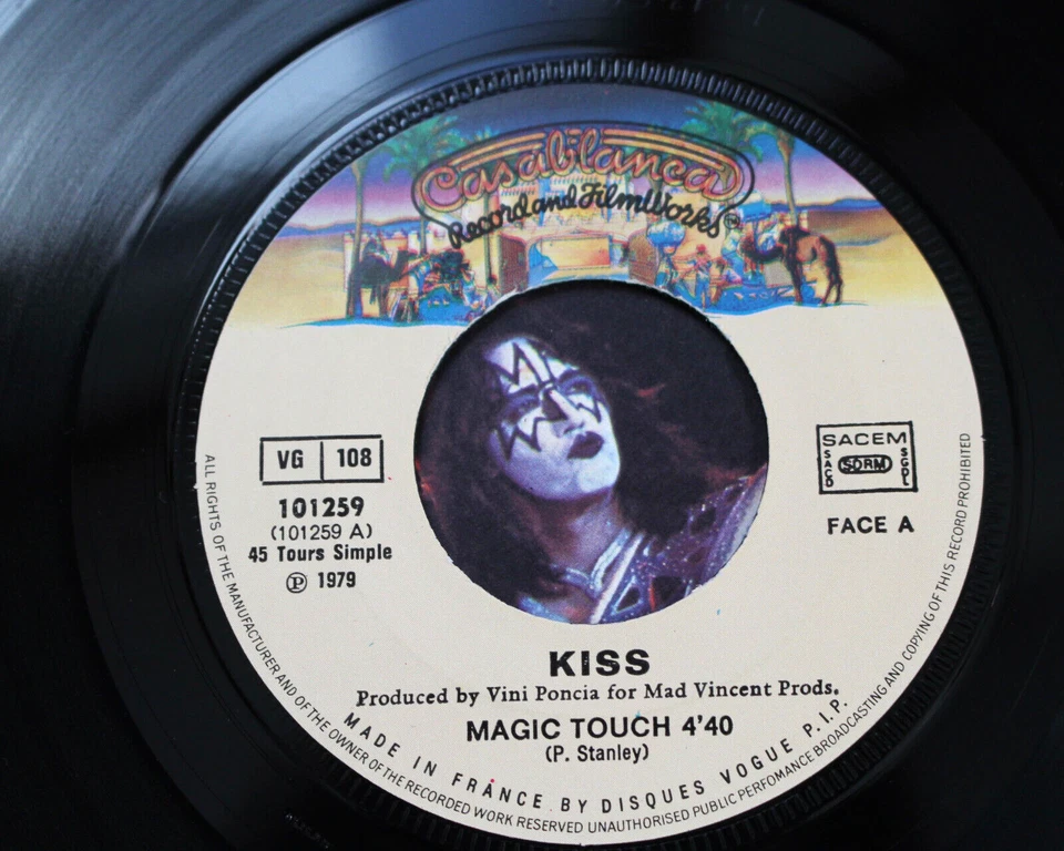RARE COVER 1979 ORIGINAL KISS MAGIC TOUCH 7" VINYL RARE ACE FREHLEY - Image 4 of 4