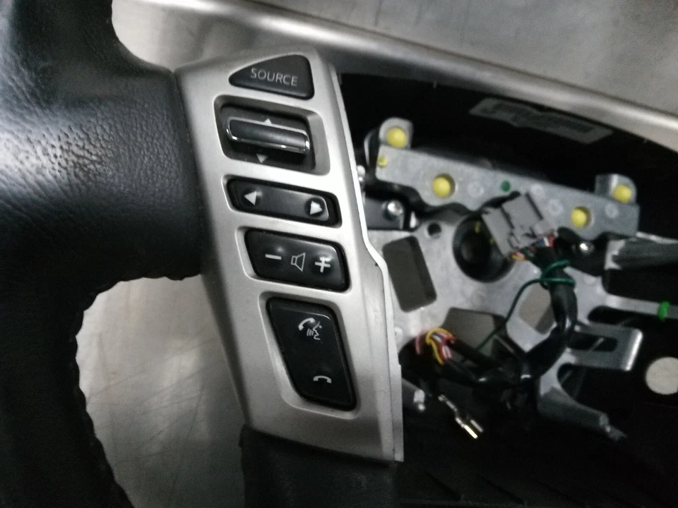 Volante Nissan Titan/XD S SL SV 2016-2018 sin cuero sin calefacción 48430-EZ52A Foto 3 de 4