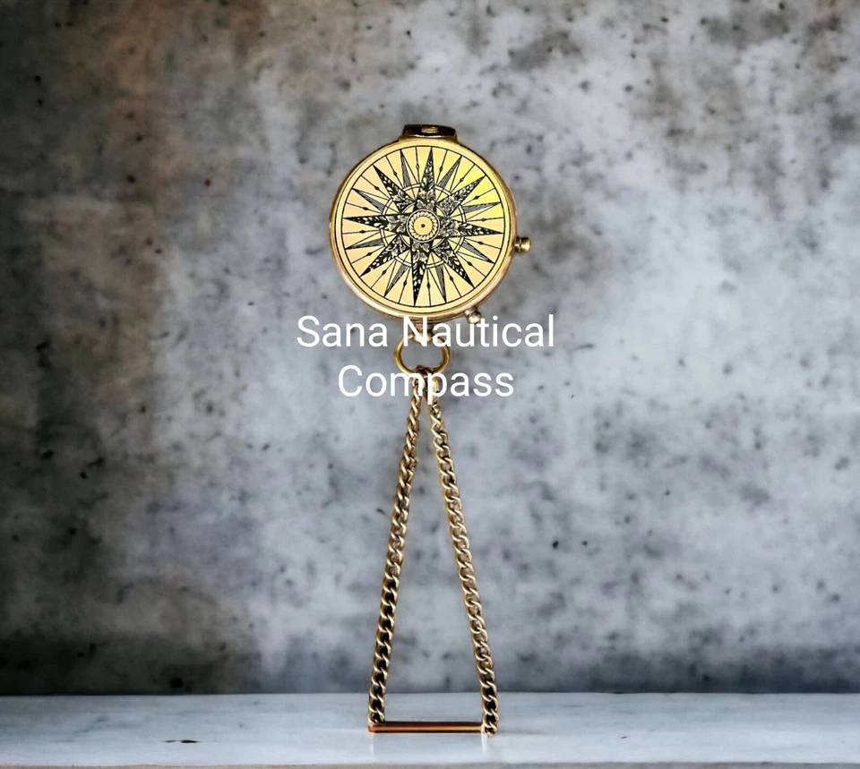 Brújula de bolsillo antigua de latón brújula de regalo de cumpleaños con estuche de cuero mejor regalo. Foto 4 de 4