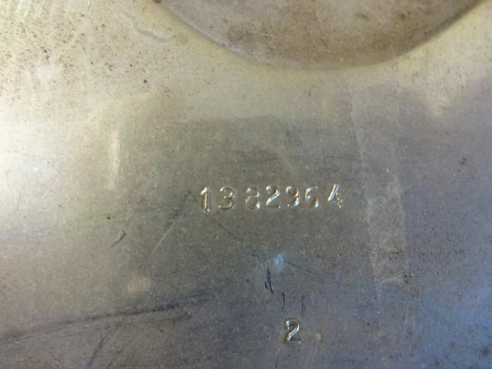 Buick Skylark GS 1968 vagón deportivo especial debajo de la columna panel de placa de ajuste 1382964 Foto 4 de 4