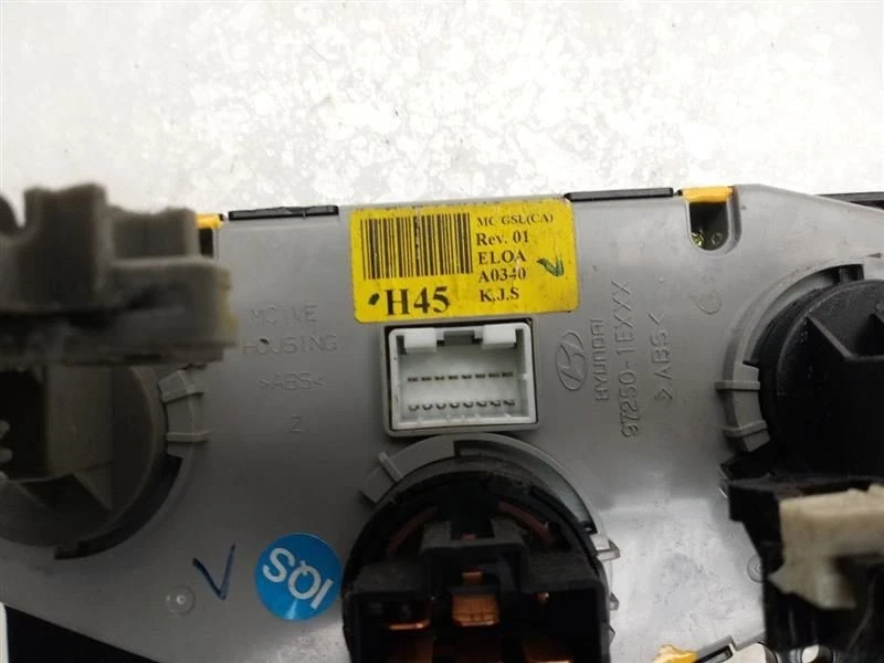 2010-2011 Hyundai Accent Ac нагреватель климат-контроль температуры переменного тока (опция 9761A1) - Изображение 3 из 3