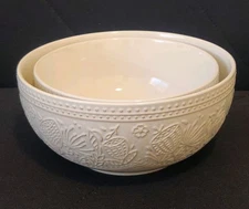 Over and Back Harvest Set of 2 Stacking Mixing Bowls Heavy Ivory Stoneware