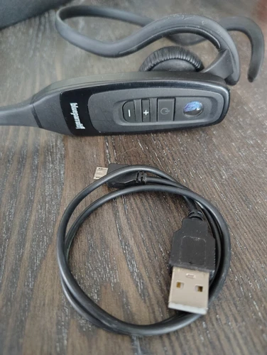 BlueParrott C400-XT Convertible Bluetooth Wireless Headset - Blue Parrott - Picture 1 of 3