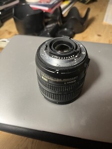 Nikon AF-S DX Nikkor 18-70mm f/3.5-4.5 G ED Lens - Heavily Scratched