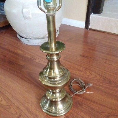 Vintage Heavy Brass Lamp Brass Base 19'' Tall Underwriter Laboratories