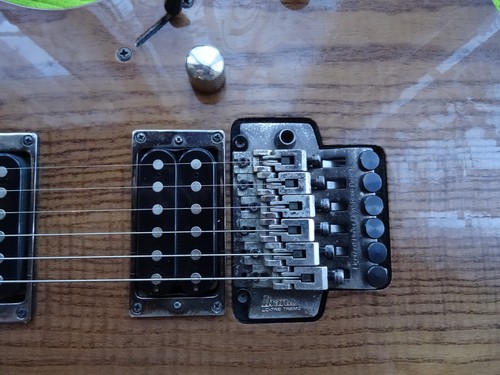 IBANEZ RG320FA electric guitar, with big bag... - Picture 3 of 15
