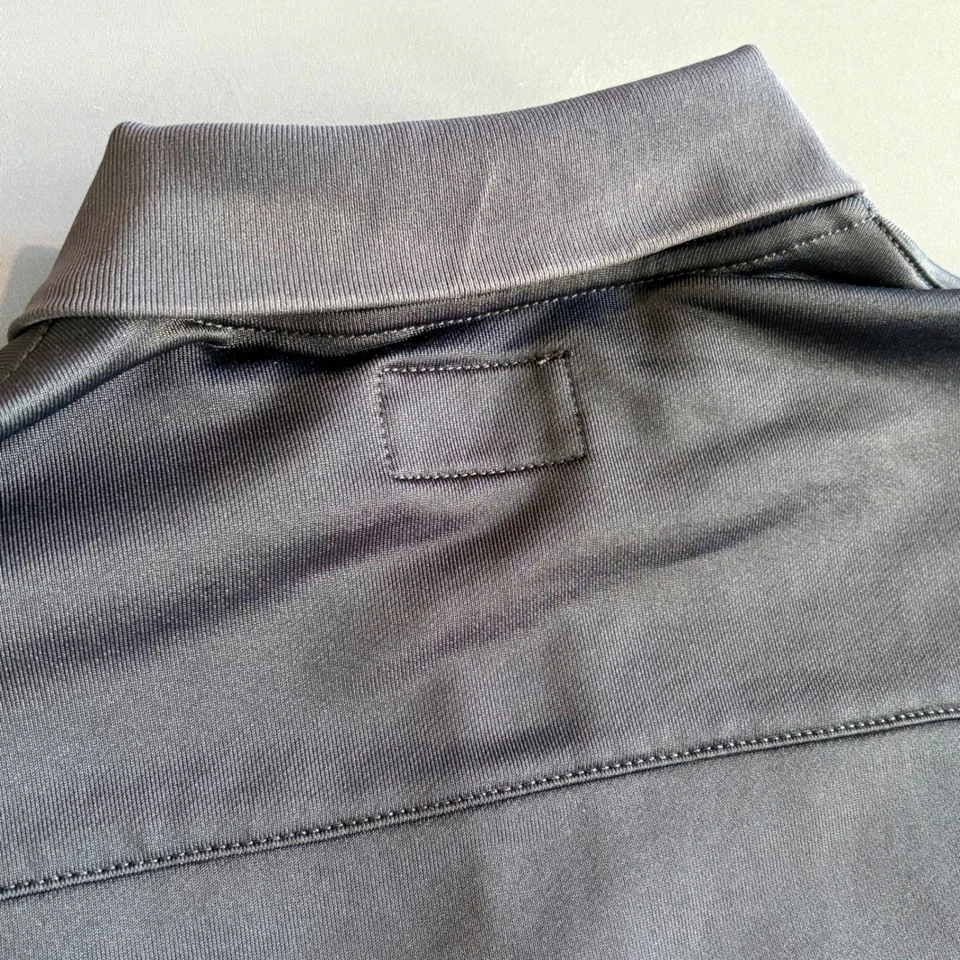 Мужской пуловер Club Monaco на четверть молнии | средний размер | темно-синий минималистский - Изображение 4 из 4