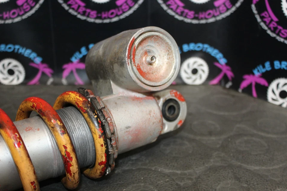 Honda CR125R 1988 OEM amortiguador trasero suspensión núcleo bobina Foto 4 de 4