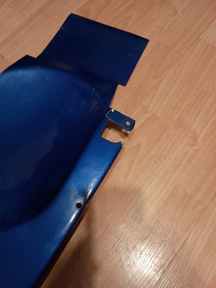 2000 YAMAHA R6 600 YZF 纤维玻璃底板和后挡泥板 99 00 01 02 — 第 4/4 张图片