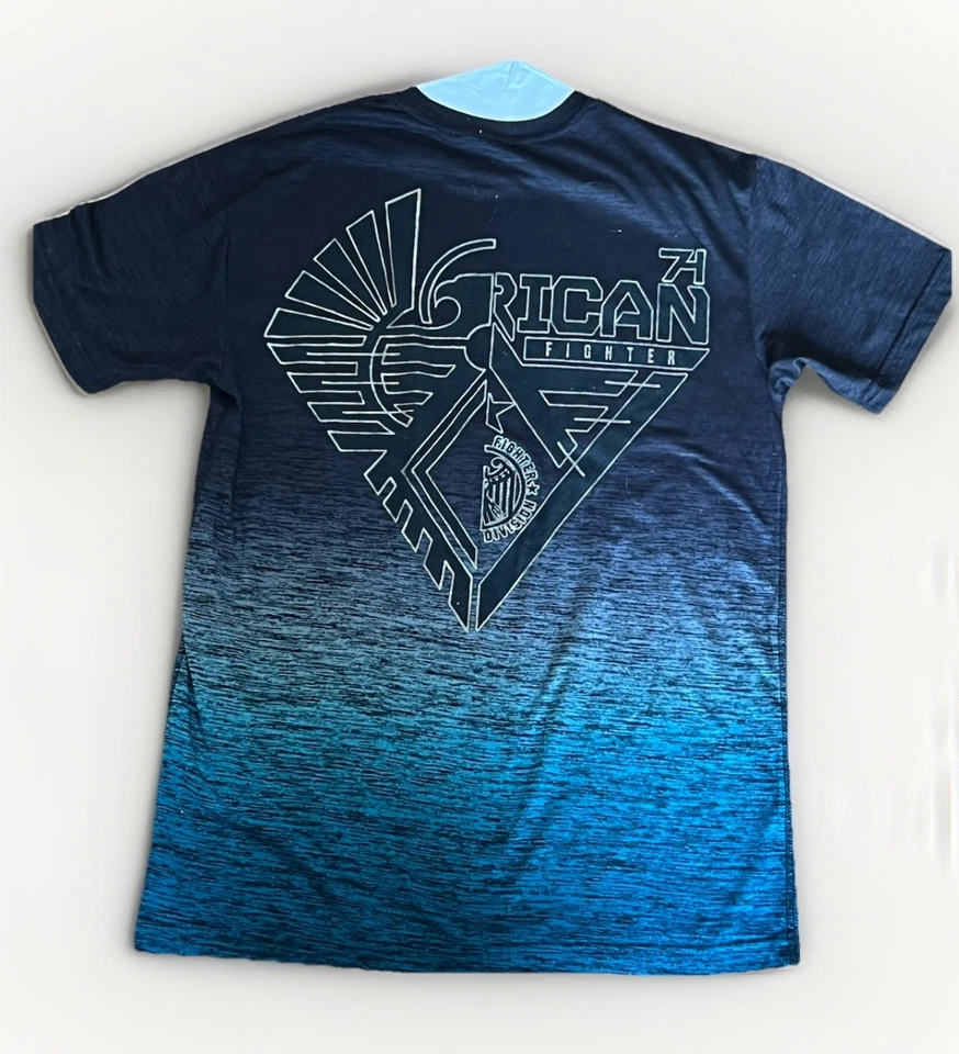 Camiseta American Fighter X Hebilla Camiseta Gráfica Negra Aqua Foiled Para Hombre Grande Foto 2 de 4