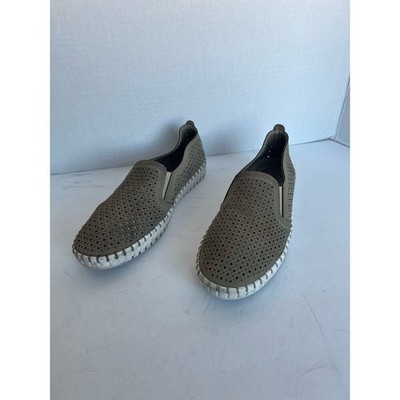 SKECHERS Women's Sepulveda Blvd Taupe Laser Cut Round Toe Slip On Shoe Sz 9
