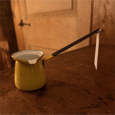 Silesia Yellow Enamel Milk Pan 2 Long Handle Gas Electric Compatible