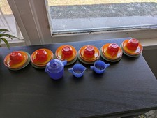 VINTAGE AKRO AGATE CHILD'S TEA SET 28 Pieces