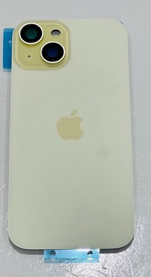 Apple iPhone 15 Plus Rückseite Glas&mag Safe Farbe Gelb. 