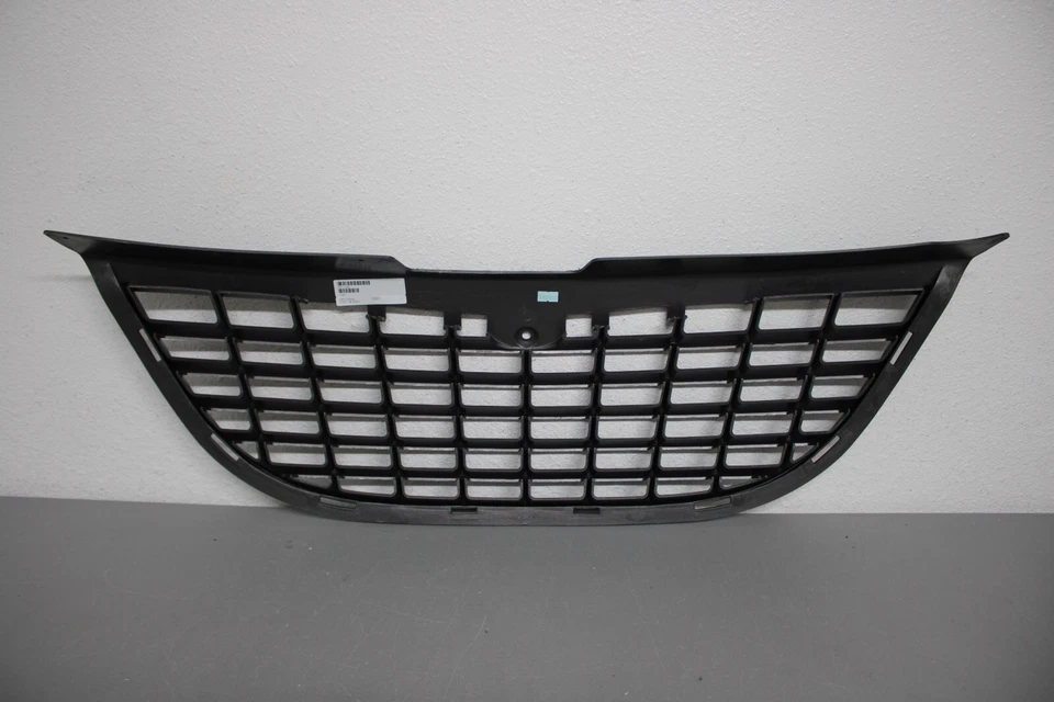 2001 2002 2003 CHRYSLER VOYAGER FRONT GRILLE Foto 2 de 4