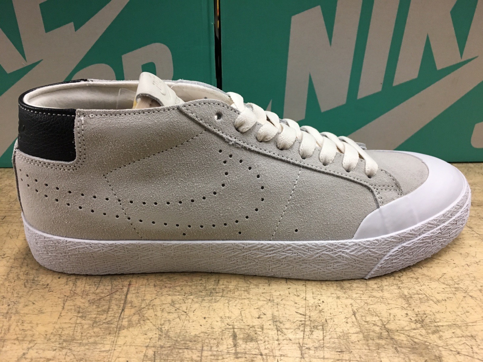 nike sb blazer xt beige