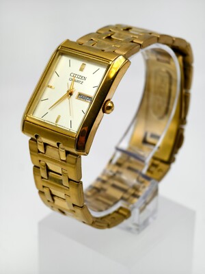 Vintage Mens Citizen Tank 1002-S99299 Gold Tone Day Date Quartz
