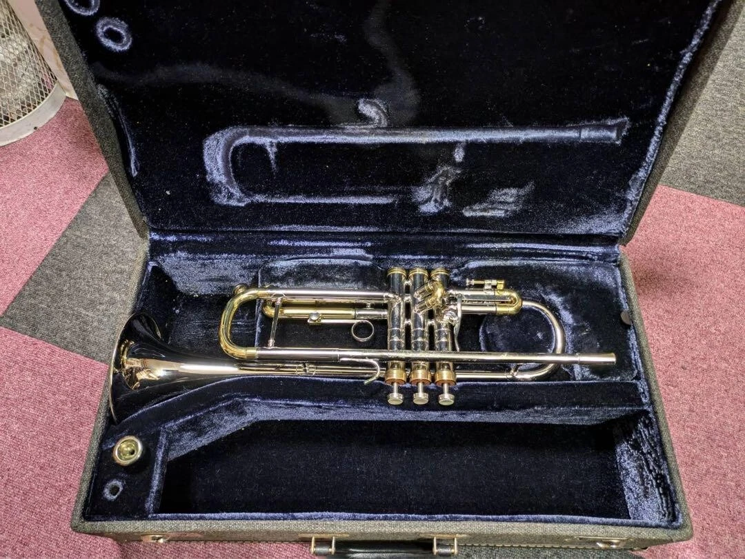 Conn Constellation Trumpet w/case | eBay