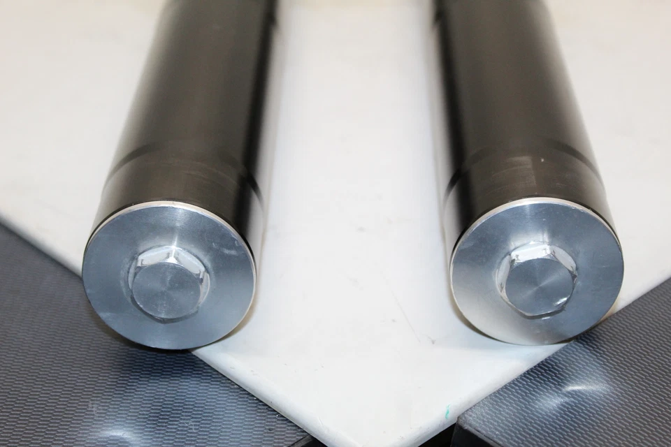 Juego de 3 horquillas delanteras Triumph Rocket III 2011 par de suspensión de amortiguador Foto 2 de 4