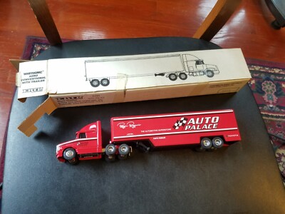 ERTL WHITEGMC Aero Conventional w/Trailer 1:64 Auto Palace # 4581 With Box 