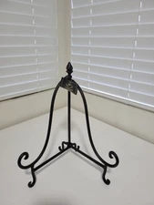 Tripar Book Or Dish Stand