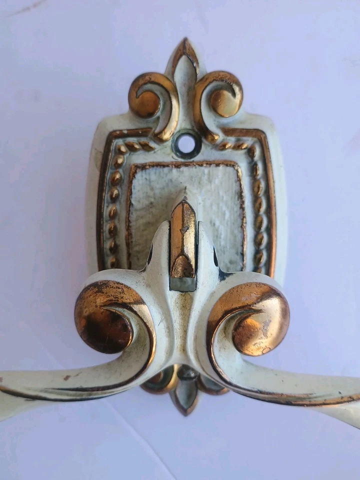 Vintage French Provincial Off White Bathroom Hardware Towel Holder Retro Design - Image 2 of 4