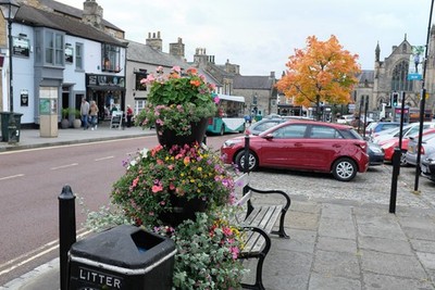 Foto 12x8 Pflanzgefäße in Galgate Barnard Castle um 2017