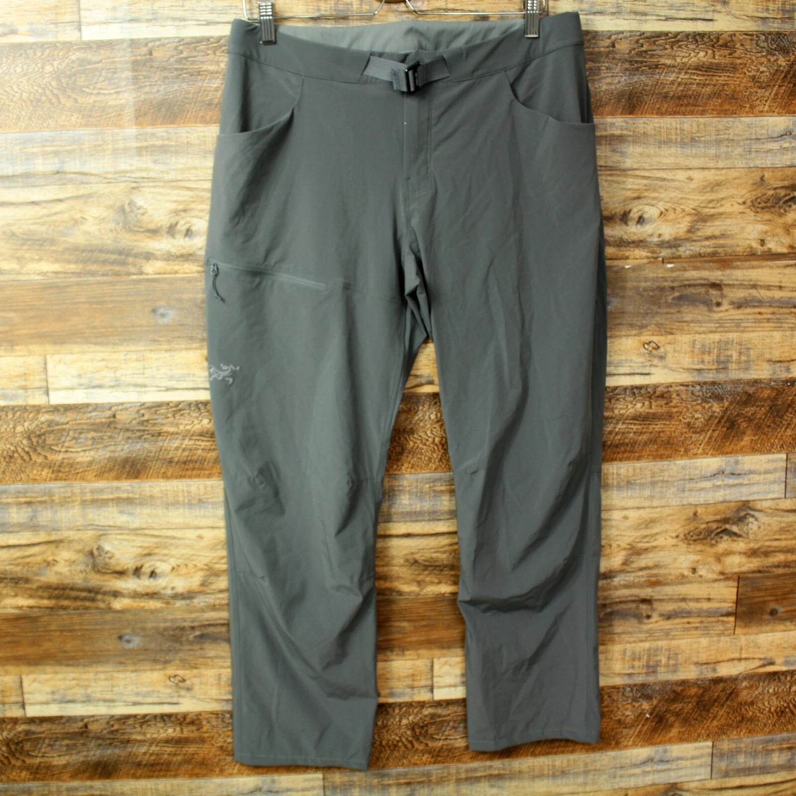 ARCTERYX Pants Mens Size 34 Gray Zip Stretch Flat Front Belted Hiking Outdoor