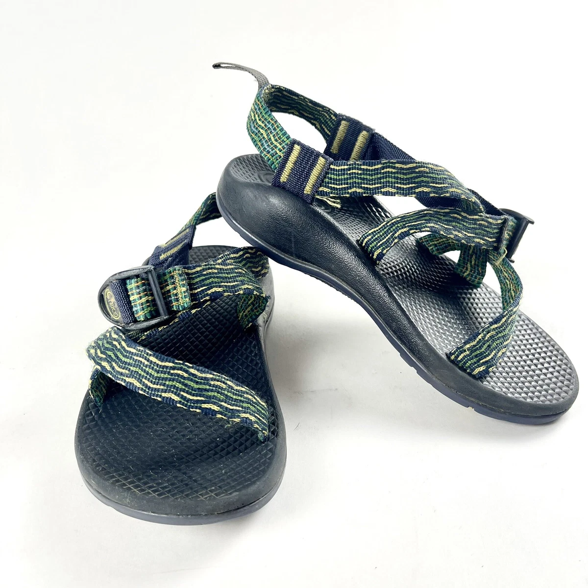 Cheap kids chacos 2025