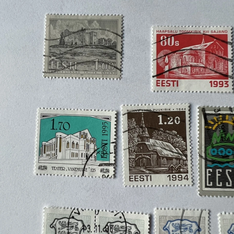 ЛОТ СОВРЕМЕННЫХ МАРОК ЭСТОНИЯ ЩИТЫ, АРХИТЕКТУРА И МНОГОЕ ДРУГОЕ - Изображение 2 из 4