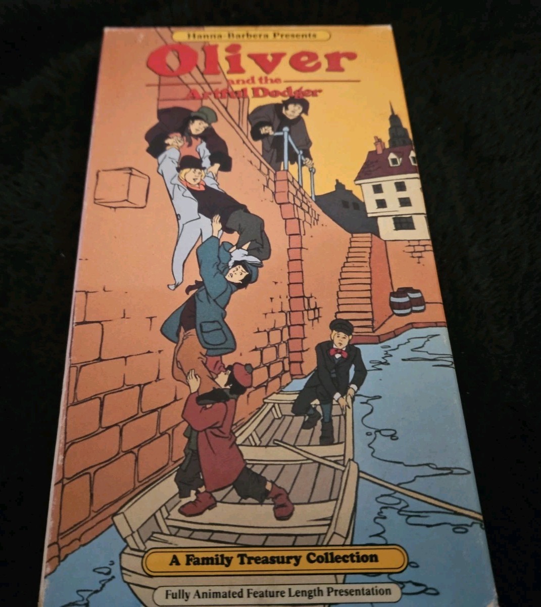 OLIVER And The ARTFUL DODGER- VHS 1988 -Hanna Barbara KIDS