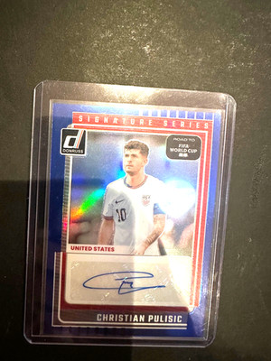 Christian Pulisic 2025/26 Donruss World Cup Signature Series Blue Auto 49/99